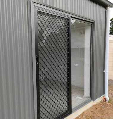 Single sliding doors1